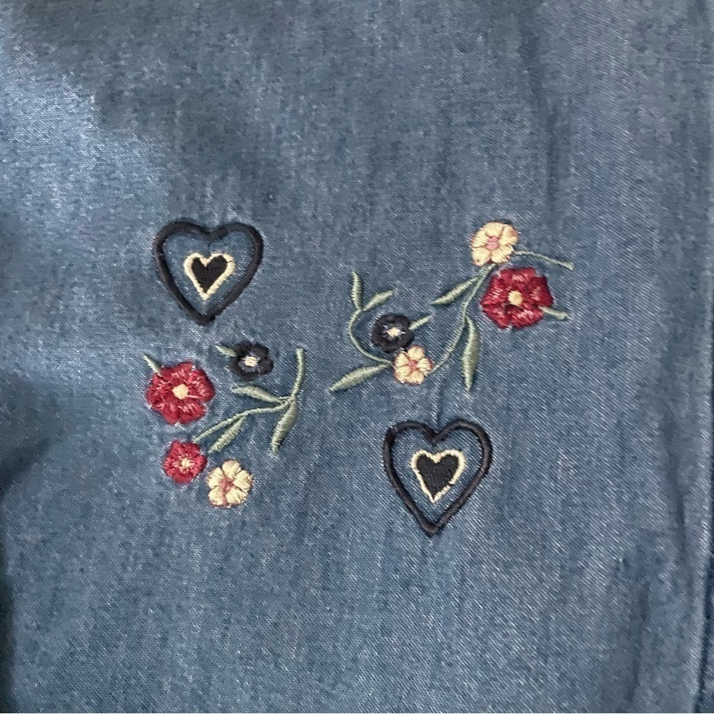 Vintage denim embroidered Heart floral western Cottagecore button down size s   - Picture 3 of 9